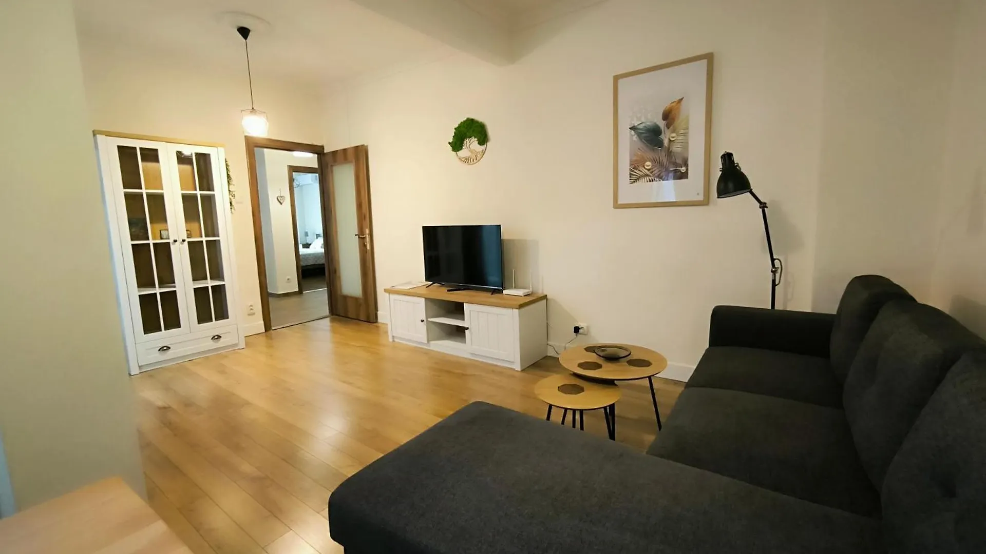 דירה סלוניקי Port View, Veranda, 80 Sqm, Spacious Place For 6