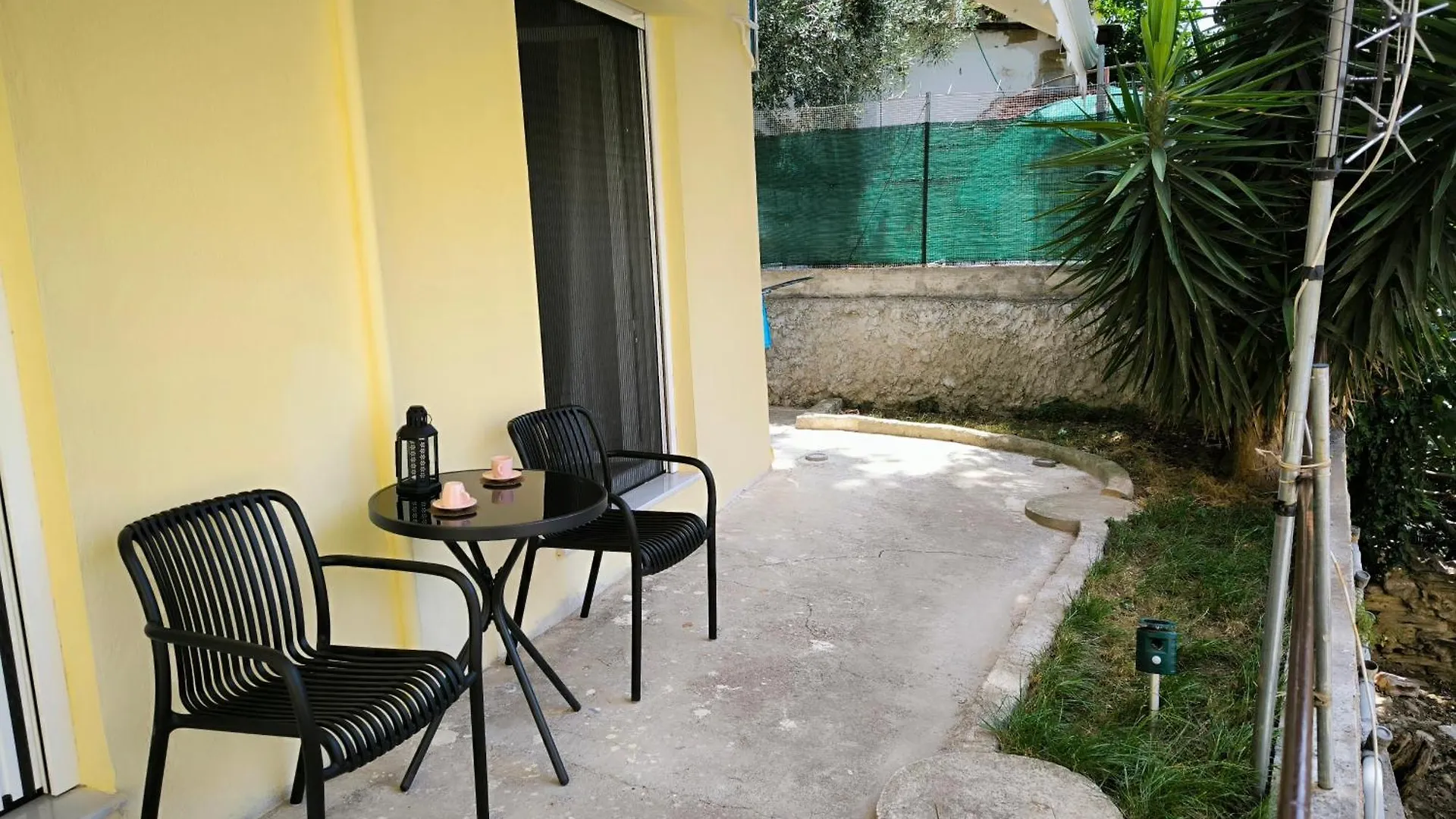 Port View, Veranda, 80 Sqm, Spacious Place For 6 Thessaloníki Lägenhet