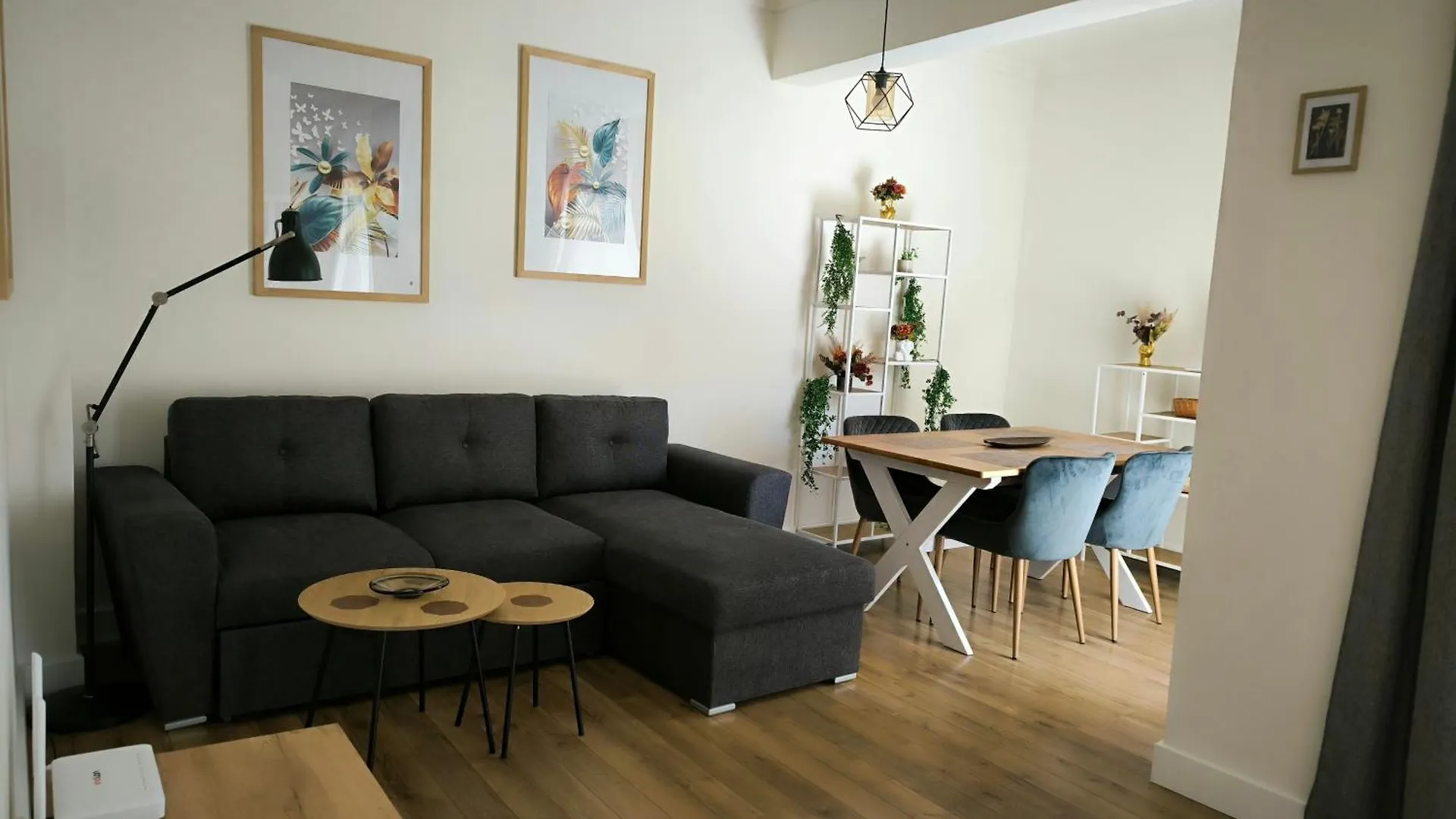 Lägenhet Port View, Veranda, 80 Sqm, Spacious Place For 6 Thessaloníki